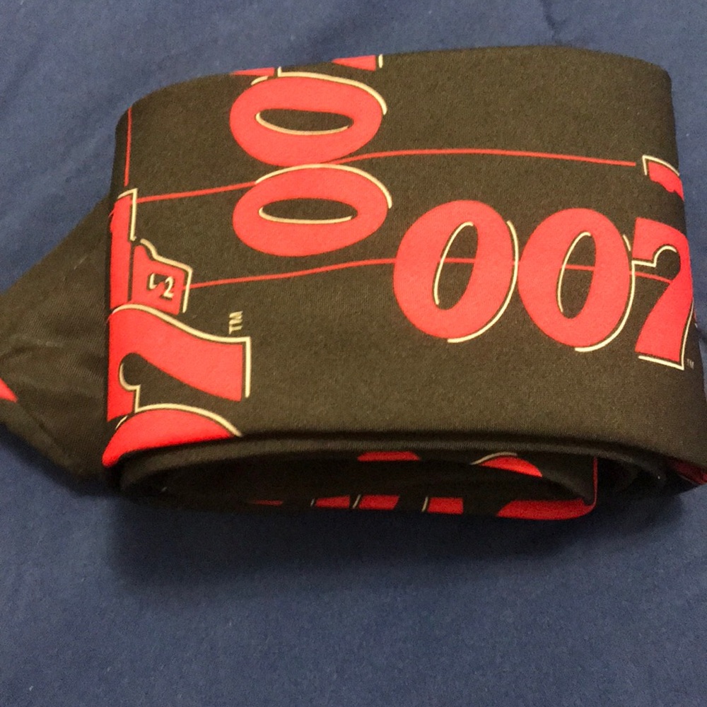 JAMES BOND OO7-ETON Productions Ltd.